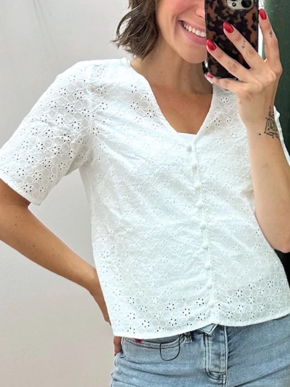 NWT Six/Fifty Adrian White Eyelet Button Front Top